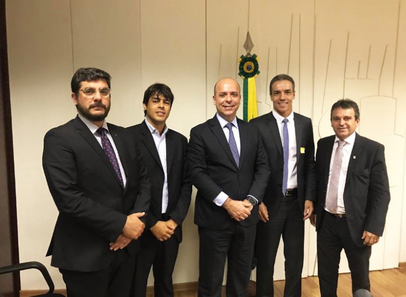 Sindirochas e Centrorochas cumprem agenda em Brasília em busca de benefícios para o setor