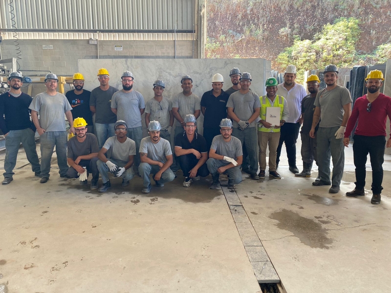 Sindirochas realiza curso ‘In Company’ de NR-11 na empresa Monolítica