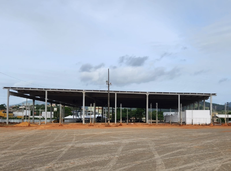 Obras do novo centro de eventos de Cachoeiro seguem cronograma previsto