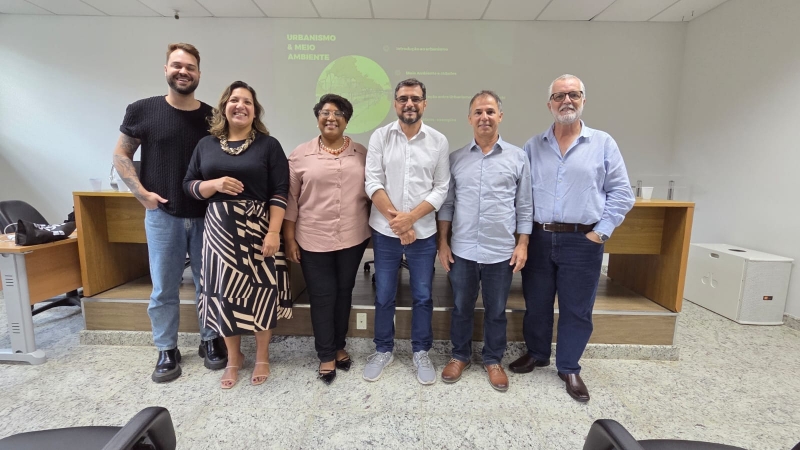 Presidente do Sindirochas palestra em Workshop sobre Plano Diretor Municipal de Cachoeiro