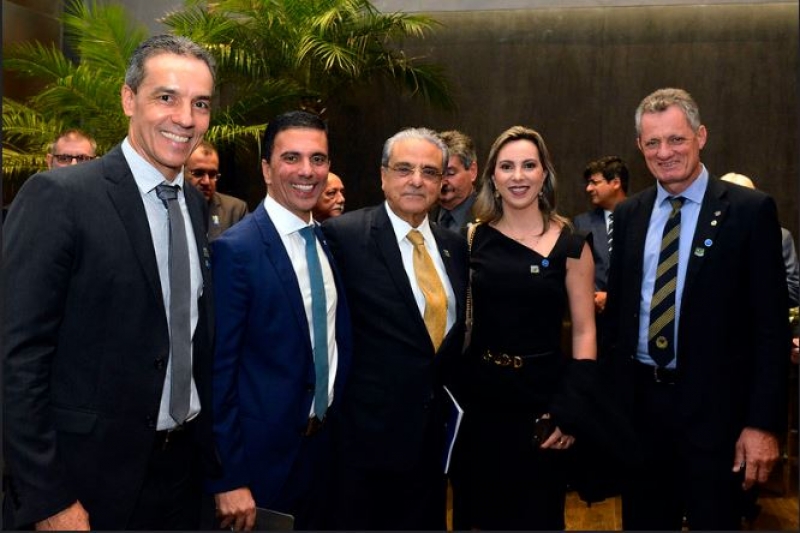 Setor industrial homenageia presidente Jair Bolsonaro em Brasília