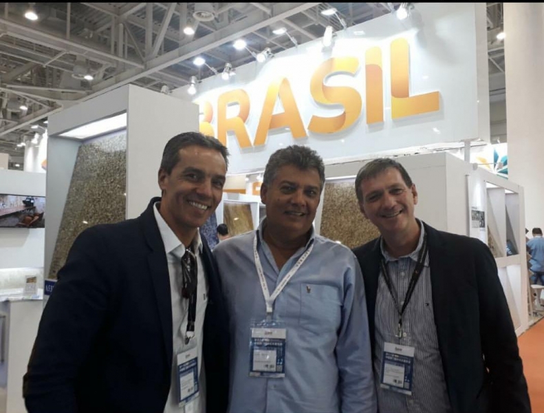 Sindirochas participa da maior feira de mármore e granito da Ásia, a Xiamen Stone Fair