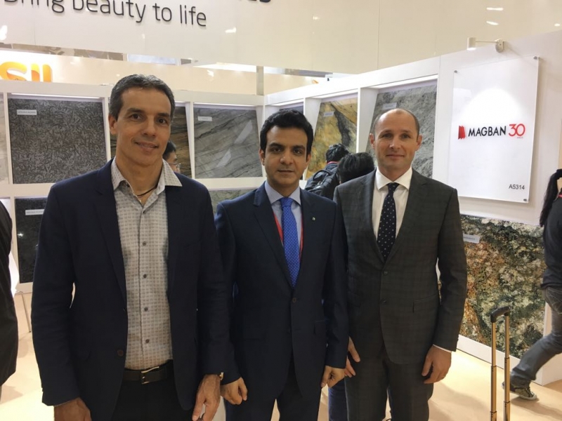 Organizadores da Vitória Stone Fair divulgam feira brasileira na China