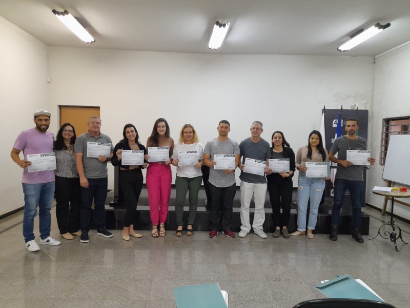Liderança e comunicação são focos em curso de profissionais do setor de rochas