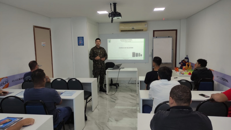 Profissionais finalizam curso de Blaster, na Serra