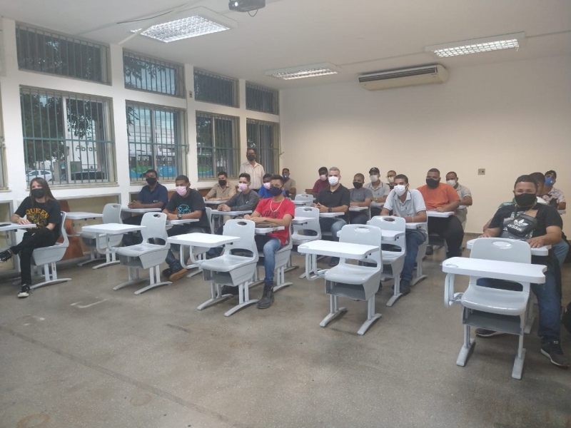 Curso sobre NR-11 forma turma na Serra