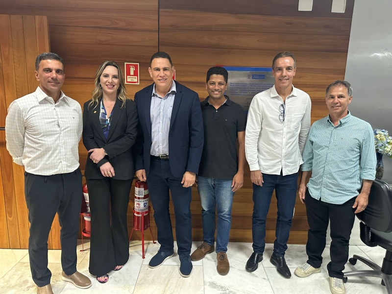 Sindirochas participa de fórum da Findes “Desafios da Reforma Tributária”