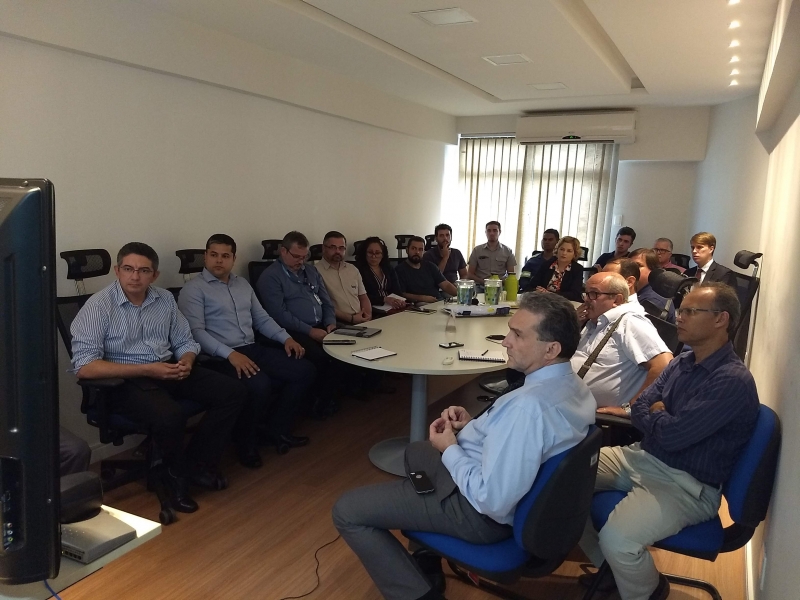 Exportadores de rochas debatem sobre transição para nova modalidade de despacho de blocos com Alfândega e Coana