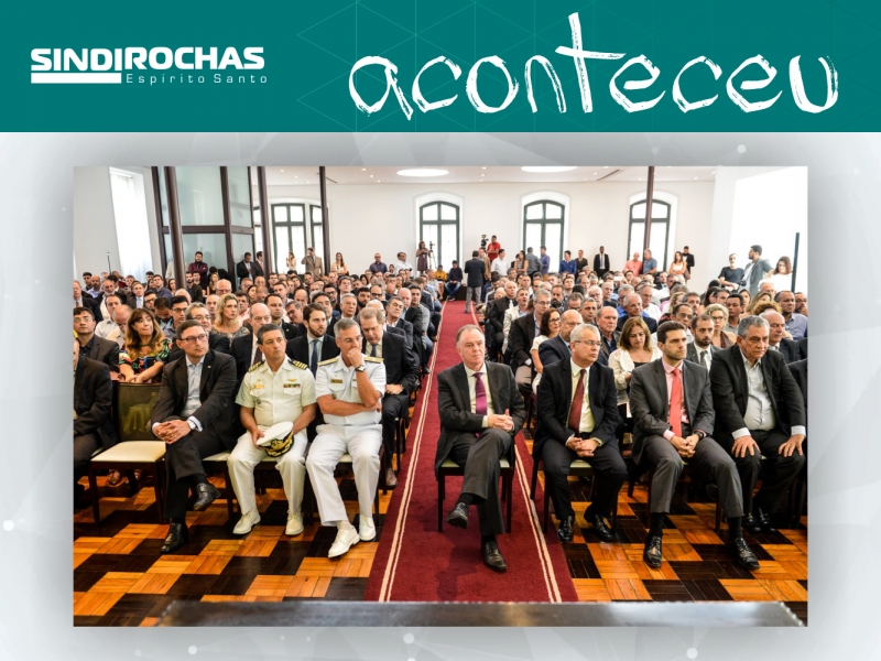 Governo do Estado assina protocolo de intenções para construção do Porto de Petrocity