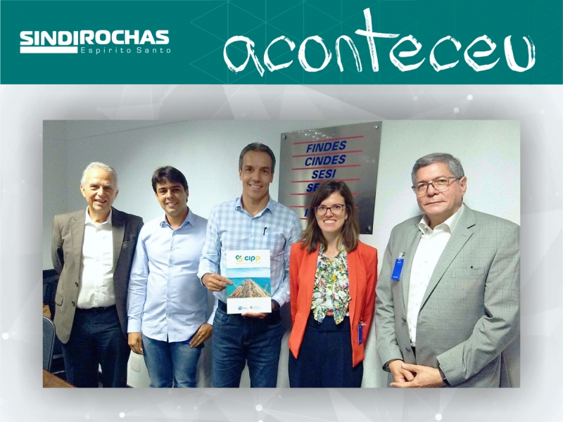 Entidades do setor de rochas do ES recebem comitiva portuária cearense