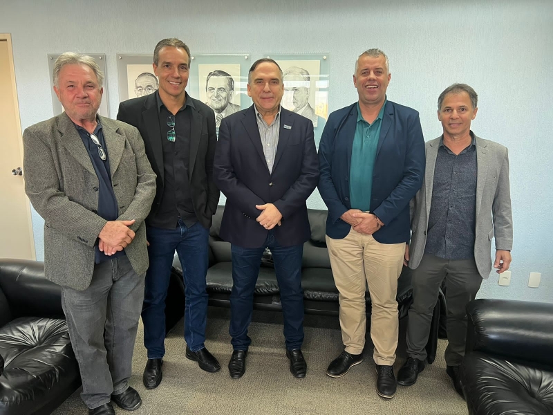 Sindirochas marca presença no 8º Encontro Nacional da Média e Pequena Mineração e na 2ª edição da Brasmin, em Goiás