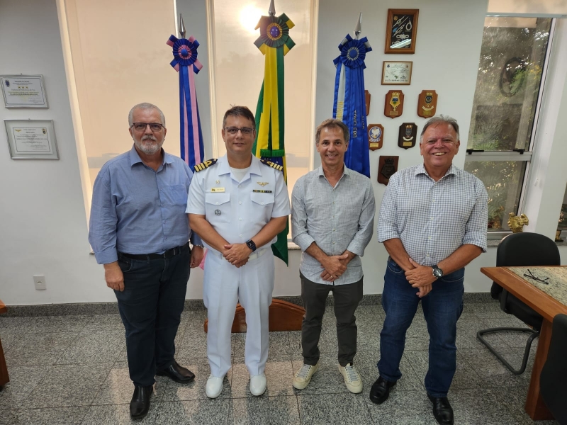 Presidente do Sindirochas visita sede da Capitania dos Portos