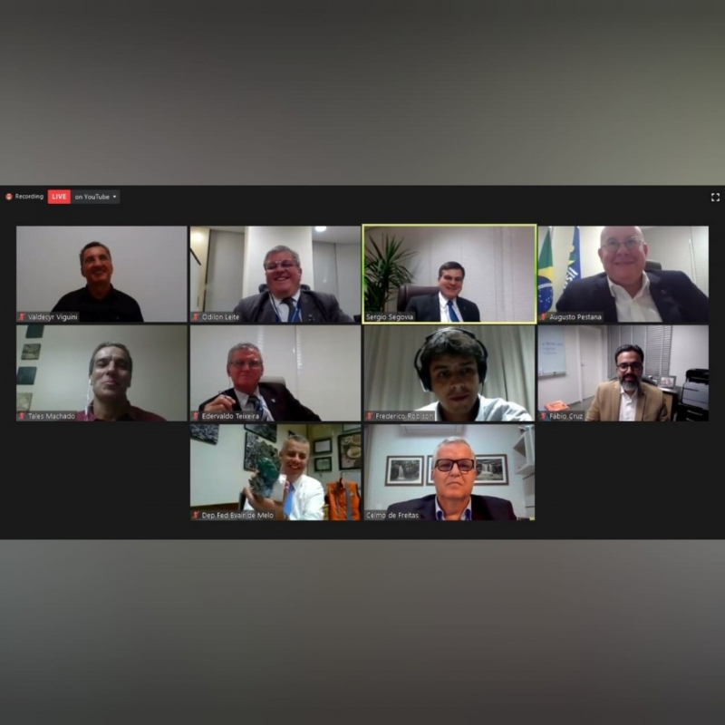 “Estou totalmente aderente à angústia do setor. Vamos corrigir rumos”, afirma presidente da Apex-Brasil em webinar com exportadores de rochas