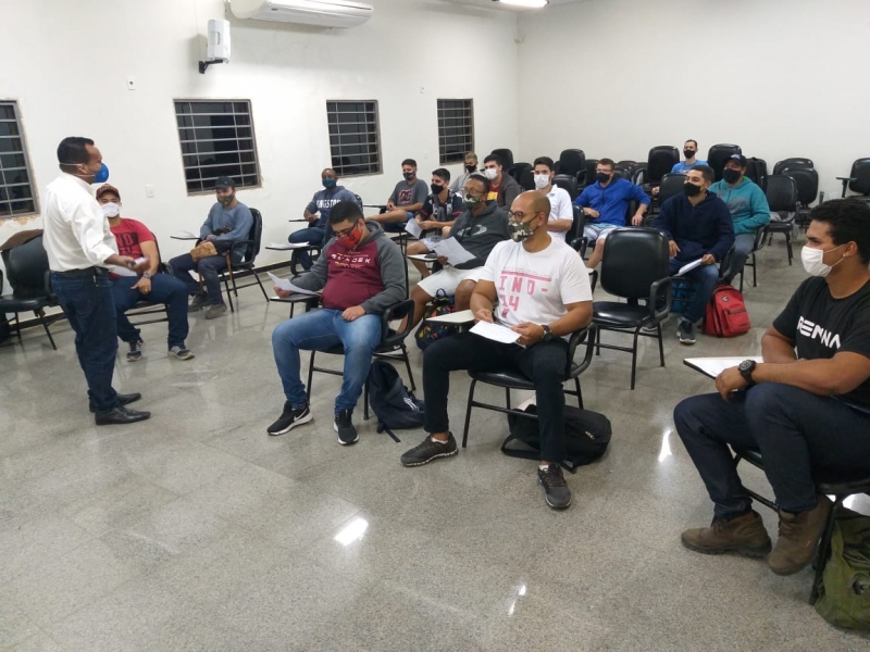 Participantes concluem treinamento sobre NR-11 em Cachoeiro