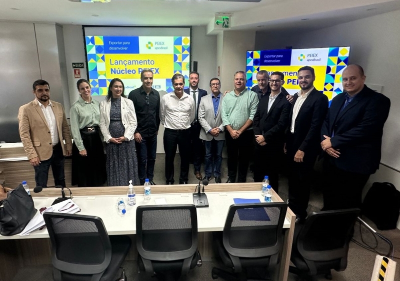 Sindirochas participa de lançamento do PEIEX-ES