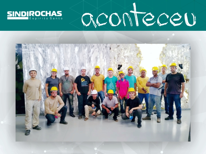 Turma em Cachoeiro conclui curso sobre uso de resina em rochas ornamentais