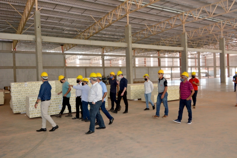 Sindirochas participa de visita técnica à nova planta industrial da Selita em Cachoeiro