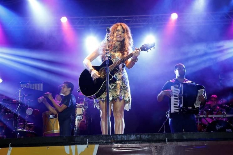 SHOW DE ELBA RAMALHO EM CACHOEIRO