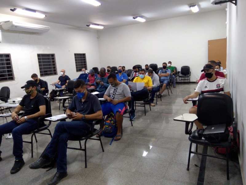 Participantes concluem curso de operadores de multifio em Cachoeiro de Itapemirim