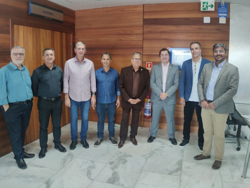 Câmara da Mineração da Findes recebe diretores da ANM