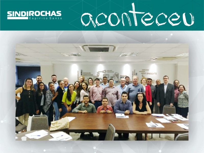 Sindirochas participa de curso voltado para dirigentes e executivos sindicais da Findes